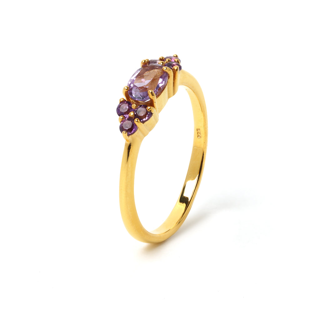 Elegant purple amethyst gemstone ring handcrafted in Thailand