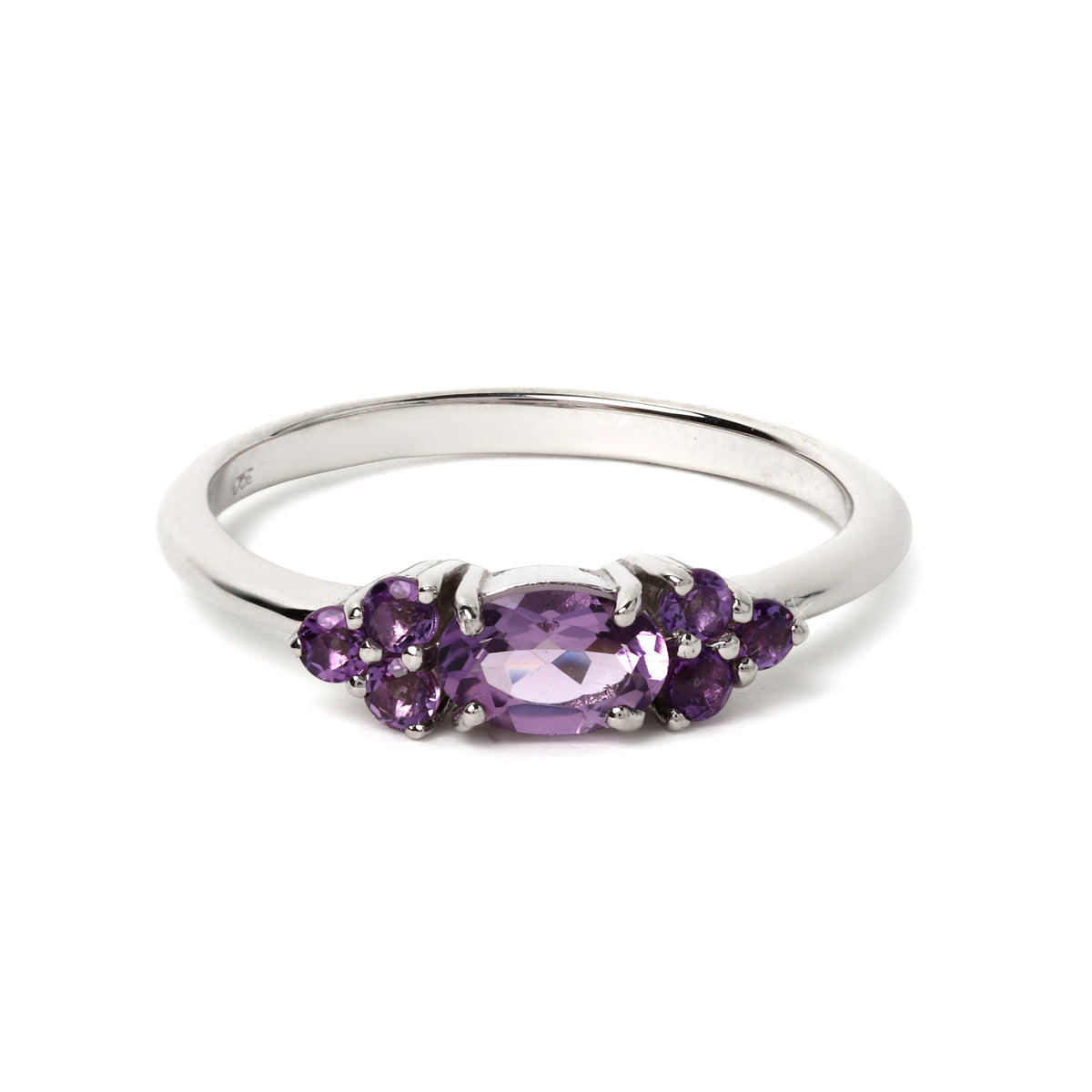 Amethyst-Ring mit sieben Steinen in 18K Gold