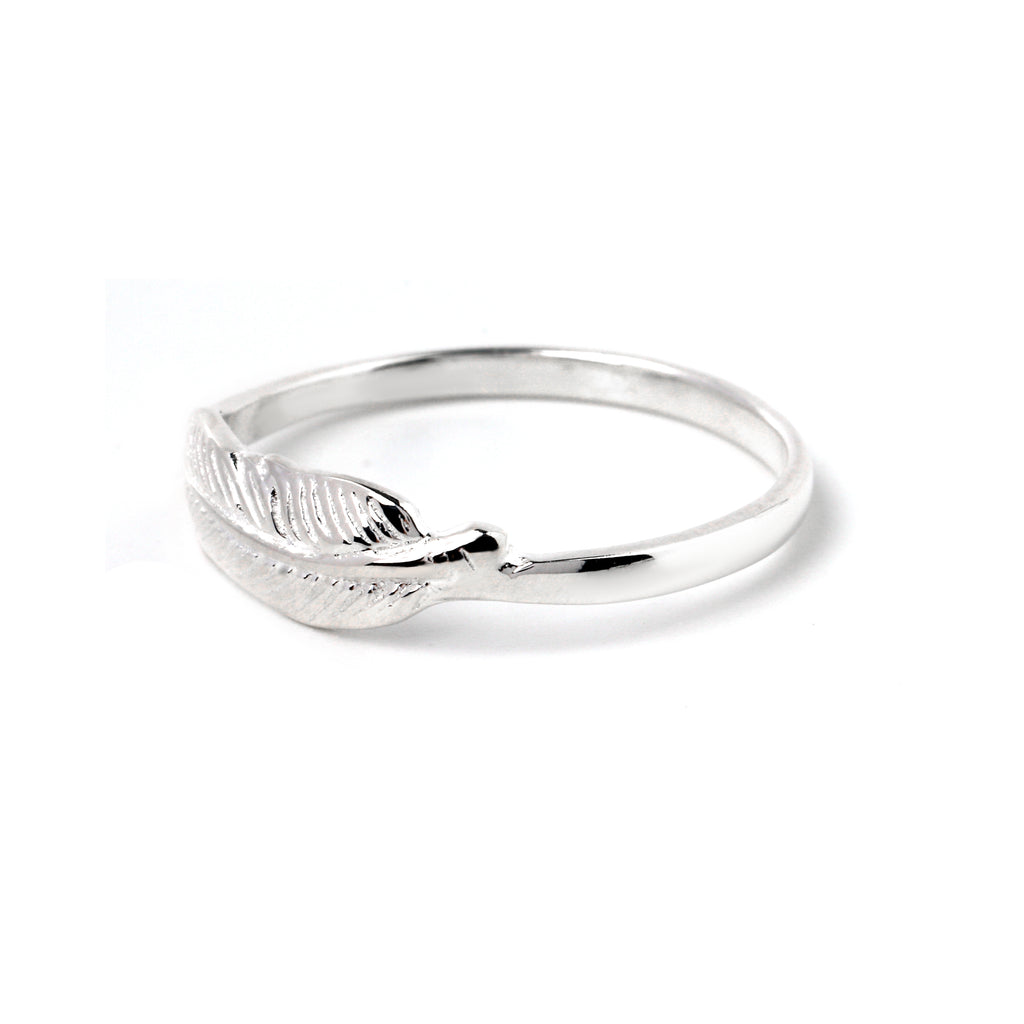 Elegant silver feather ring for women