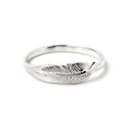 Minimalist feather ring in 925 sterling silver