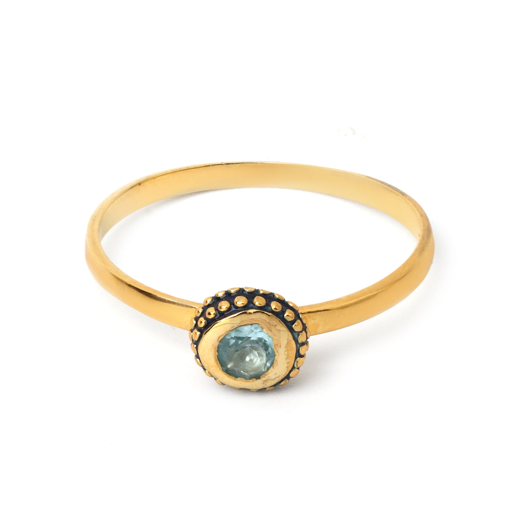 Gold plated blue topaz ring in 925 sterling silver