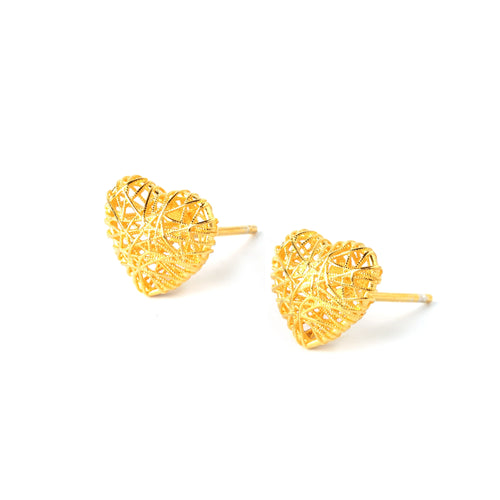 Gold heart stud earrings with intricate filigree design, elegant and timeless jewelry