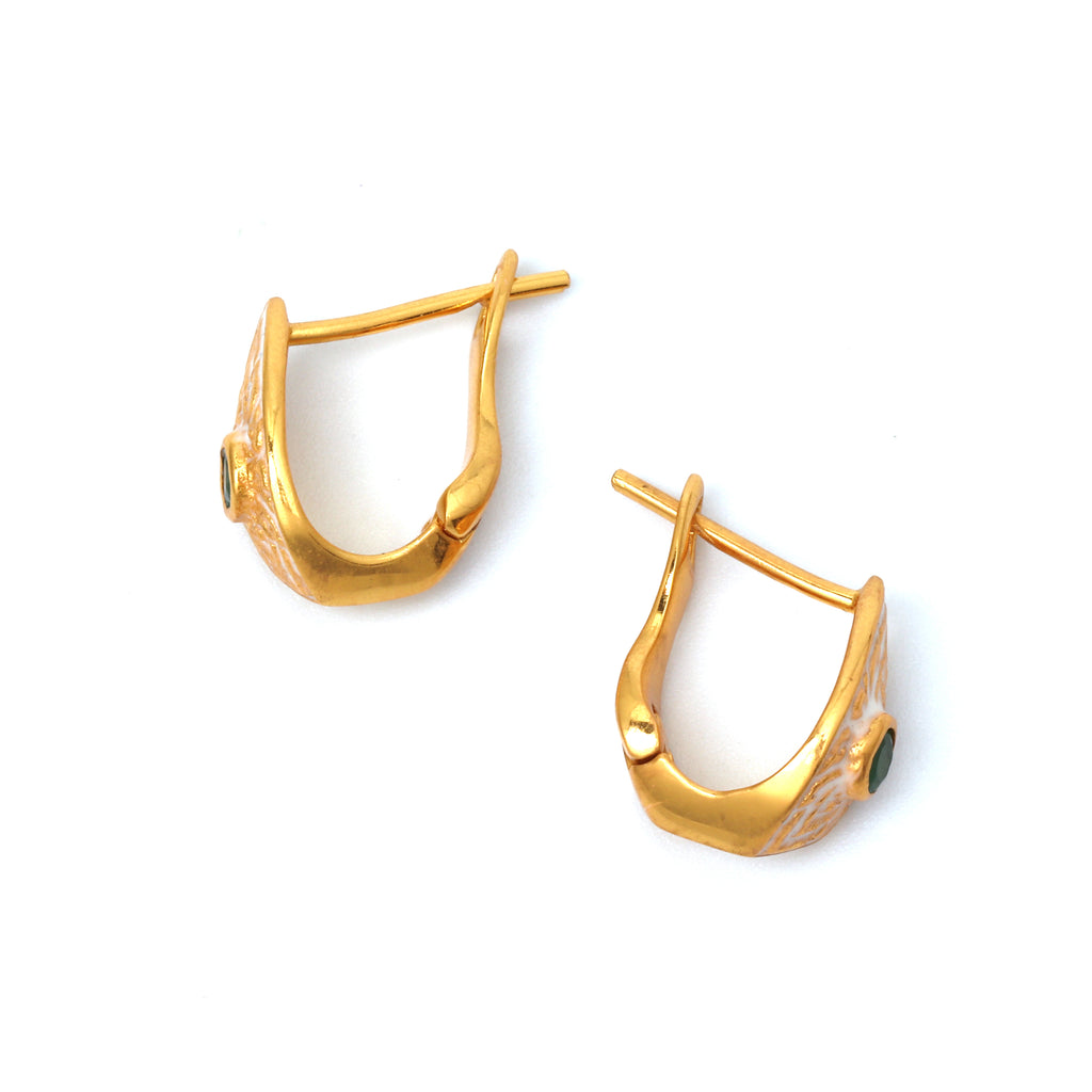 Luxury emerald stud earrings in gold plated silver