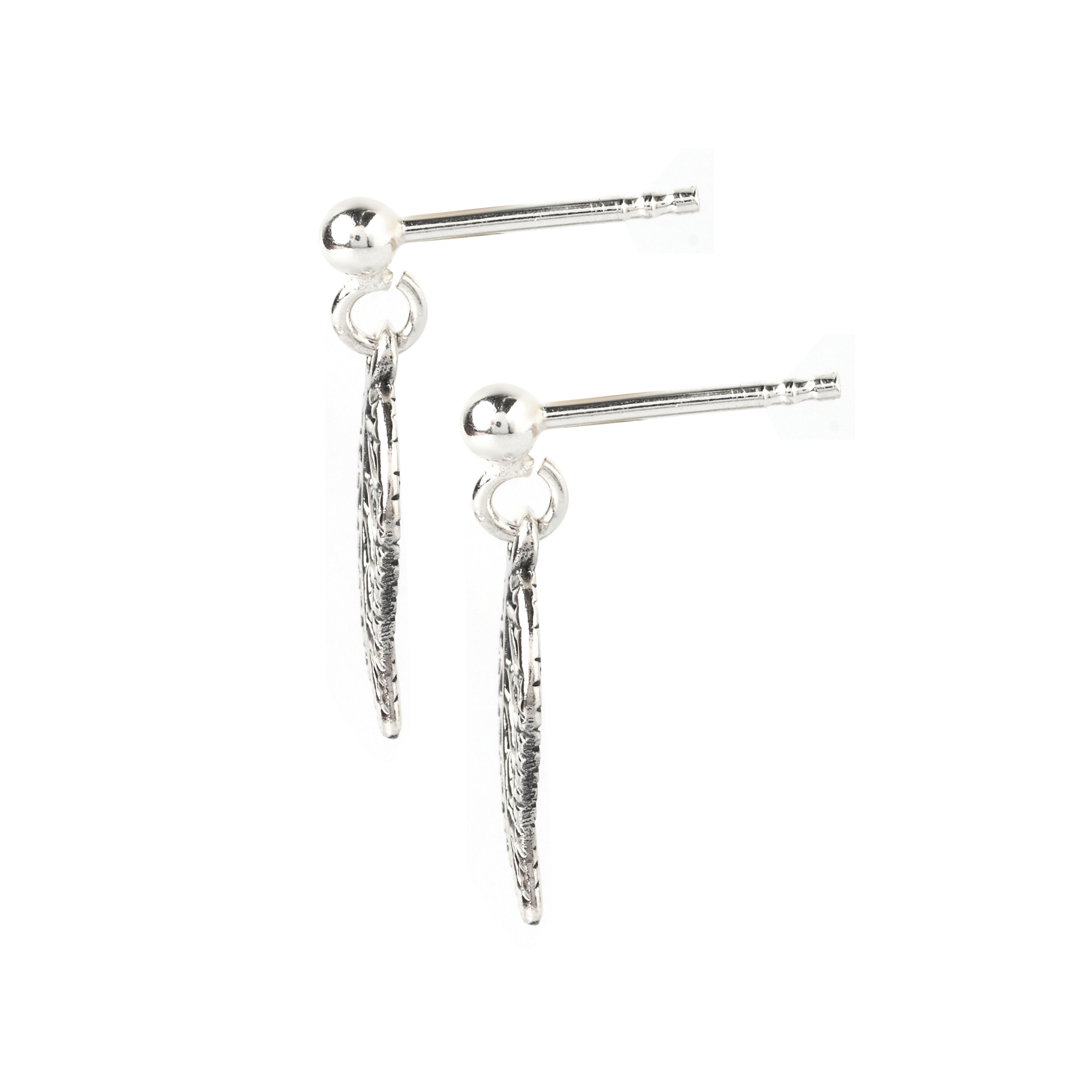 Minimal leaf dangle earrings in hypoallergenic 925 sterling silver for everyday wear