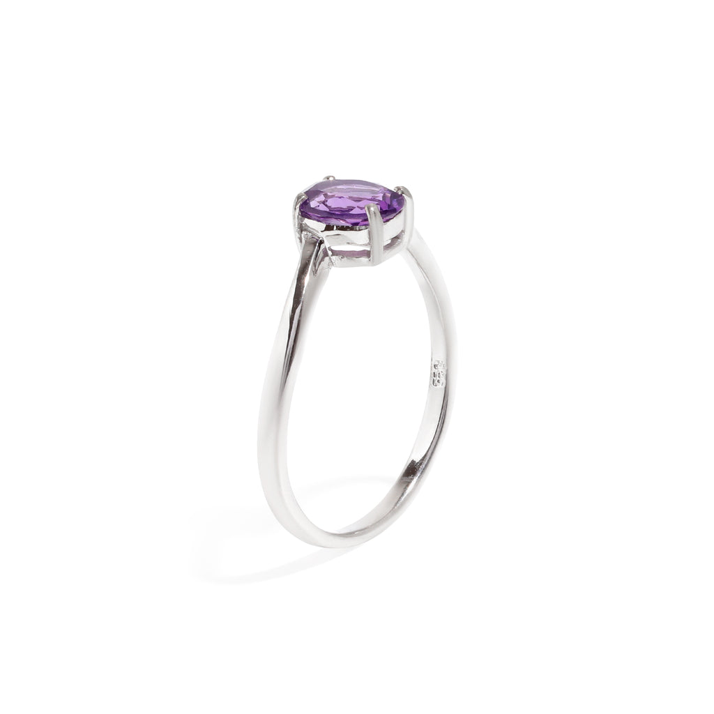 Natural Amethyst Oval Solitaire Ring in 925 Sterling Silver