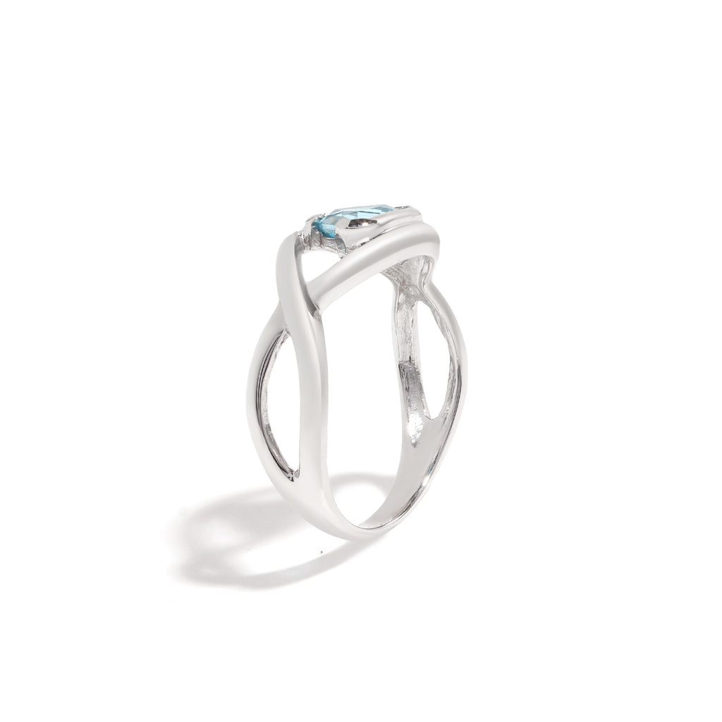 Natural Blue Topaz Trillion Ring in 925 Sterling Silver