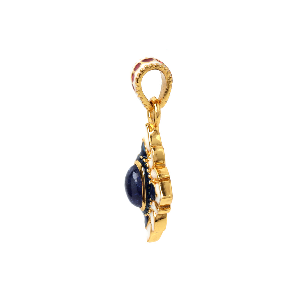 Elegant sapphire pendant handcrafted in Thailand