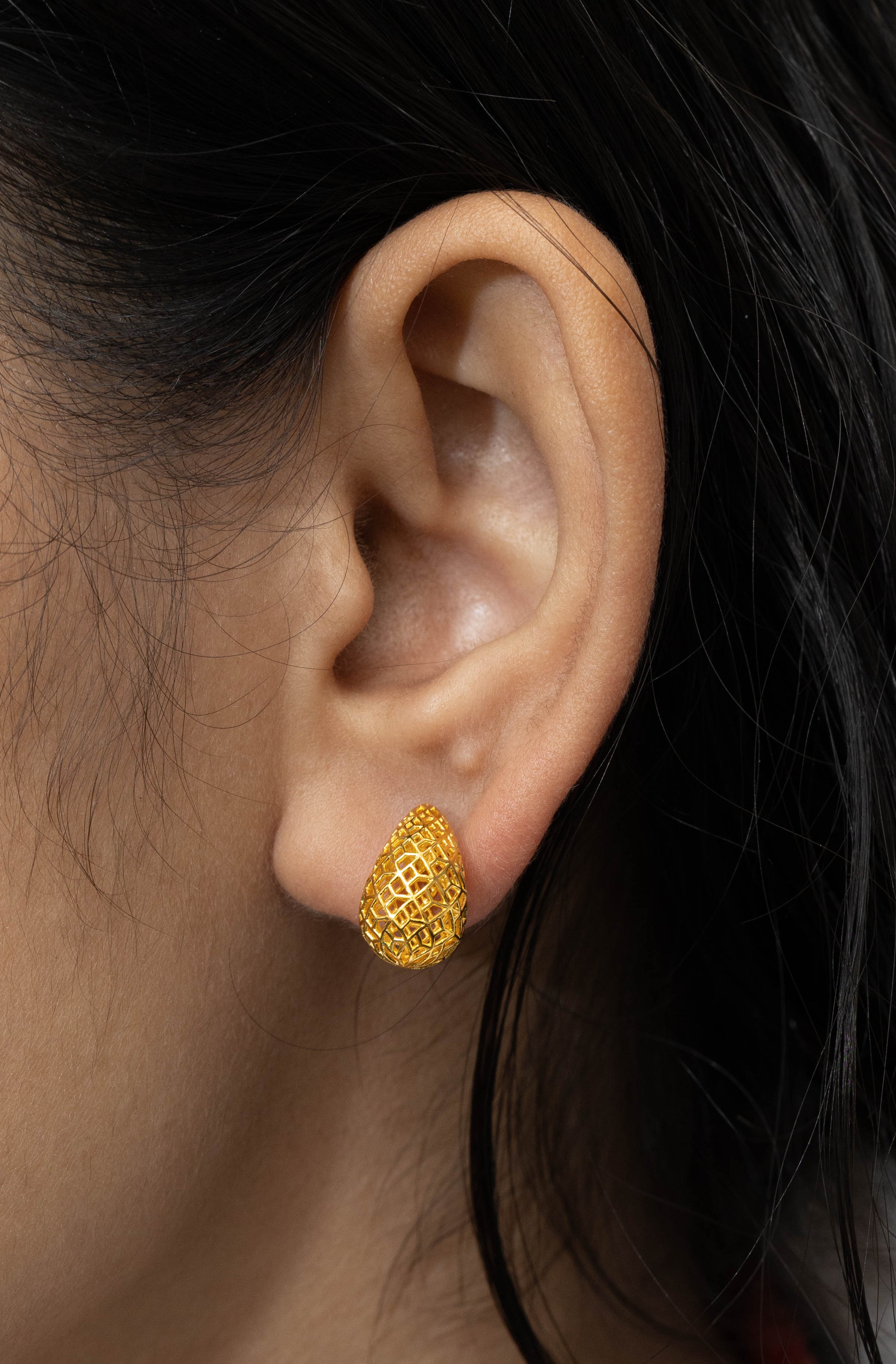Minimalist geometric gold earrings for women
