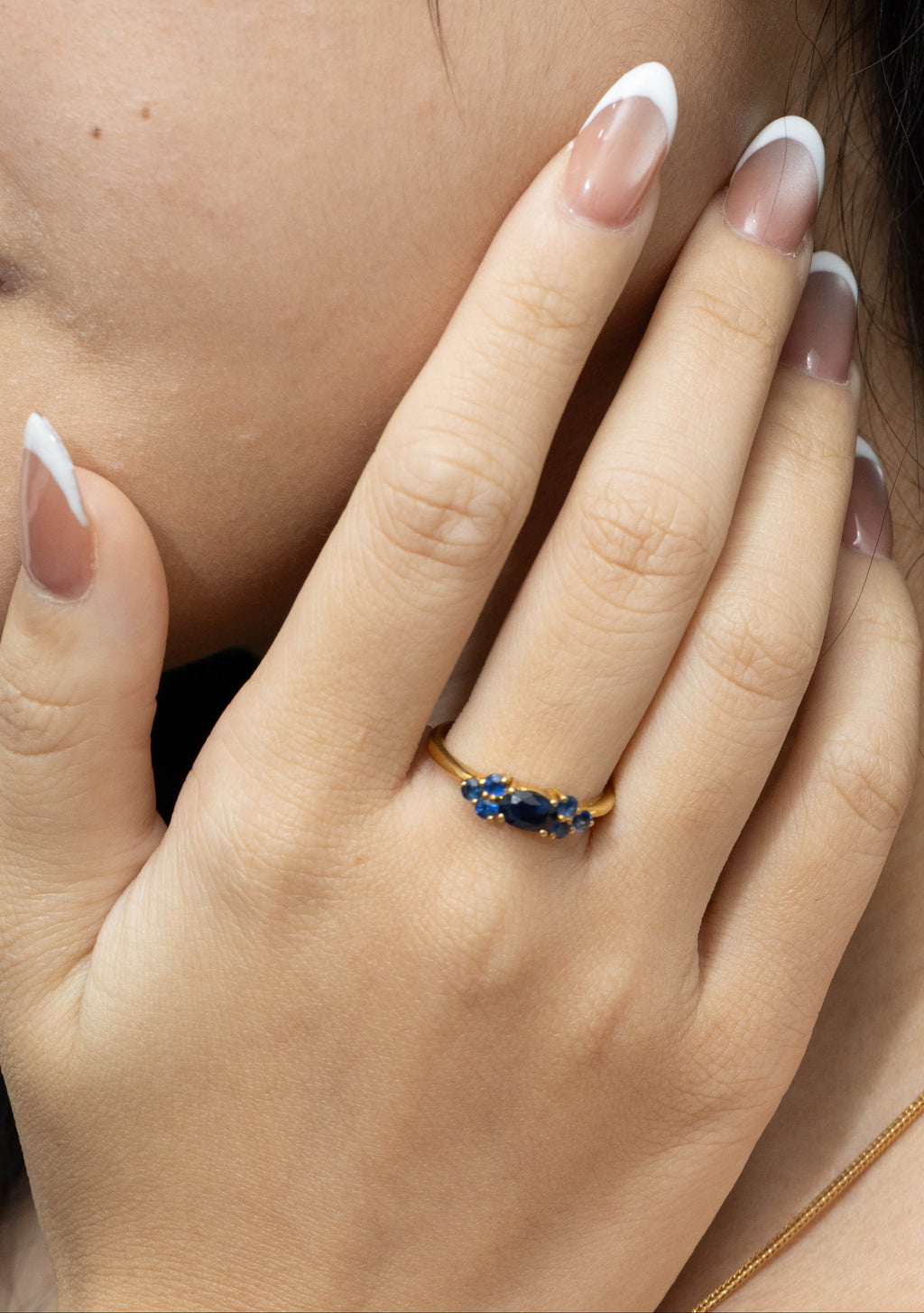 Minimalist blue sapphire gemstone ring for women