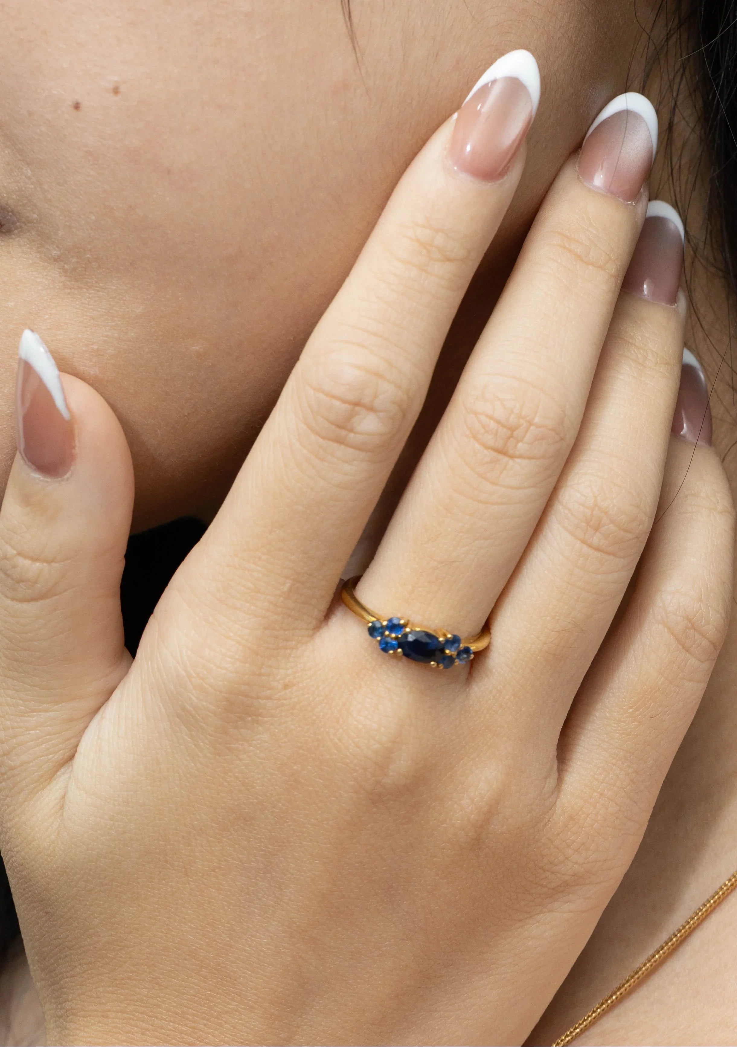 Minimalist blue sapphire gemstone ring for women