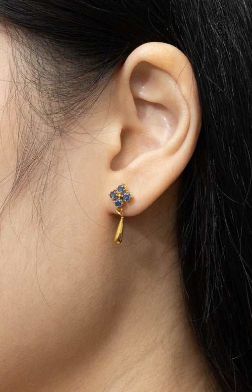Elegant sapphire dangle earrings for women