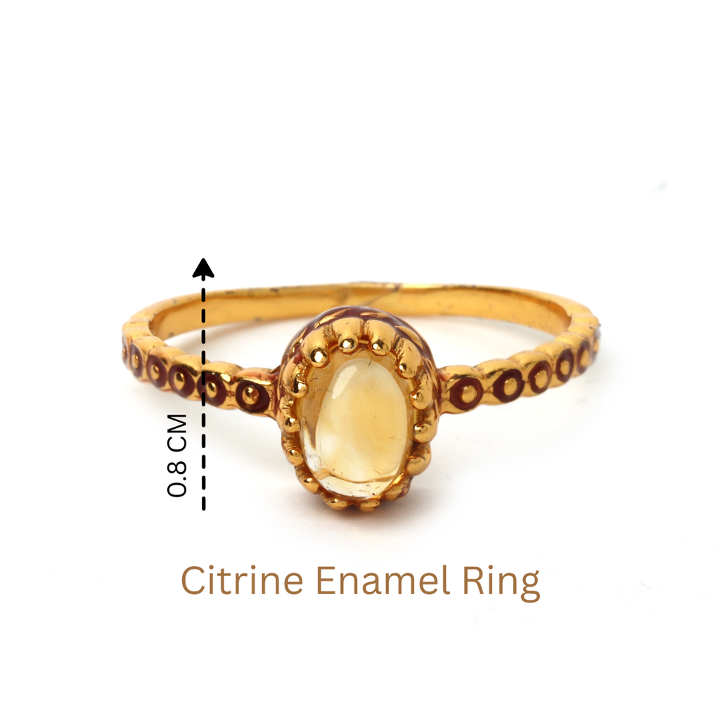 Elegant yellow gemstone ring in sterling silver