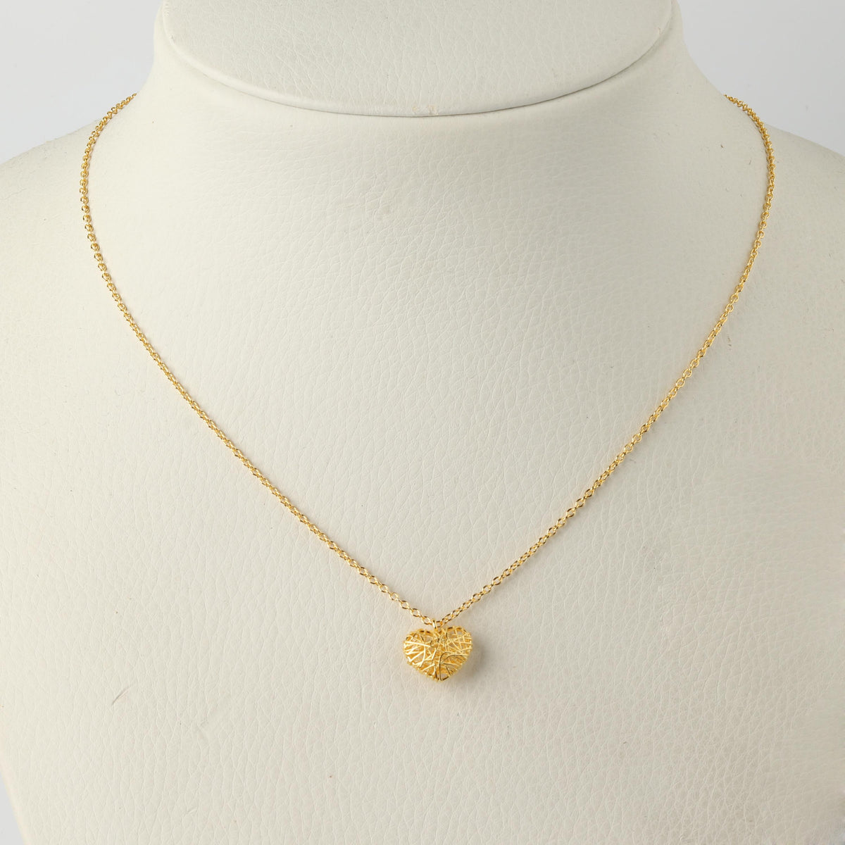 Gold Heart Necklace in 18K Gold-Plated Sterling Silver – Polished Heart Pendant