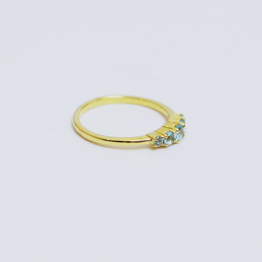 Tanzanite Five Stone Ring in 18K Gold